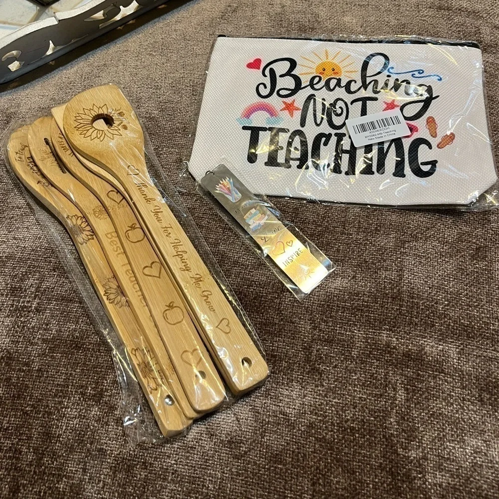 NWT Teacher Gift Bundle - Bookmark, cosmetic bag, wooden spoons - Picture 1 of 4